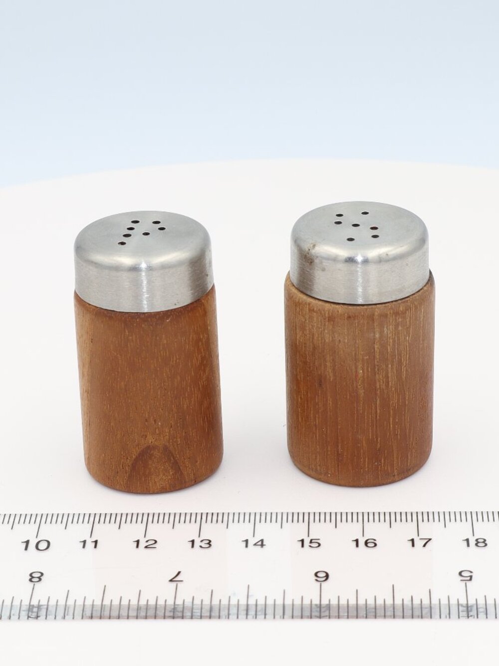 Norwegian Salt & Pepper Shakers Set Teak & 18-8 Stainless 1.25x2.5” Vintage - Picture 2 of 8